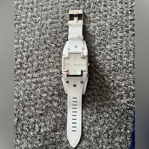 POLICE GLORY WATCH silver with white leather and silver studding.